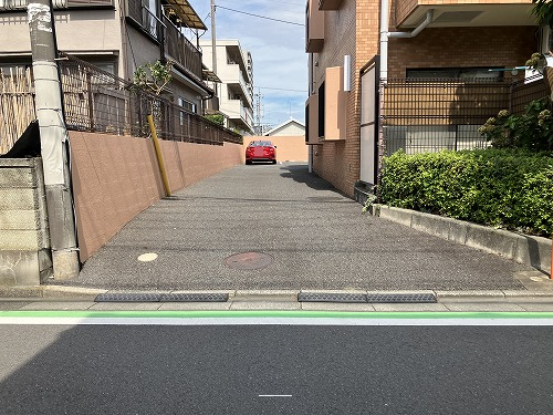 マンション駐車場