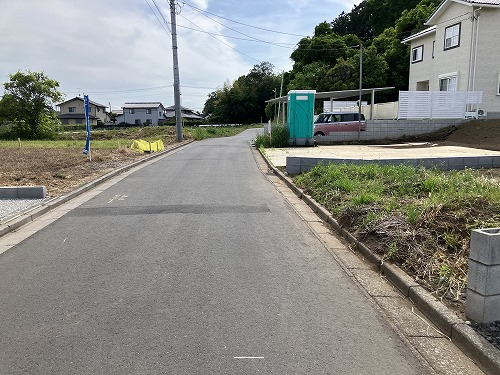 前面道路含む現地写真