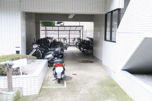 マンション駐輪場