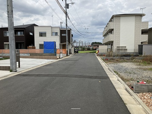 前面道路含む現地写真