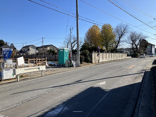 建築途中