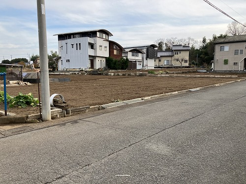 前面道路含む現地写真