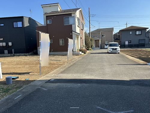 前面道路含む現地写真