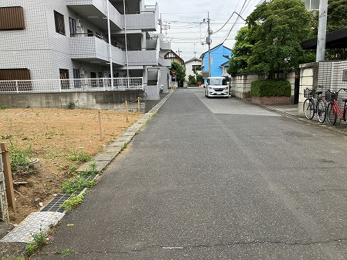 前面道路含む現地写真
