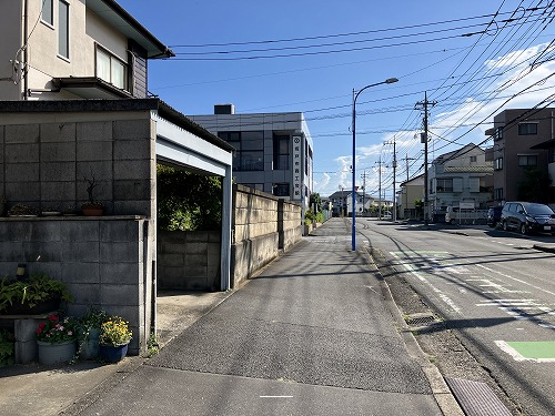前面道路含む現地写真