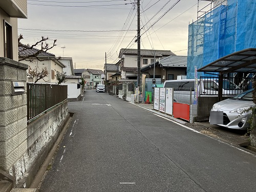 建築途中